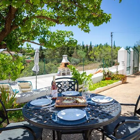 Cozy Algarve With Vineyard View Near Beaches Villa Porches (Algarve)